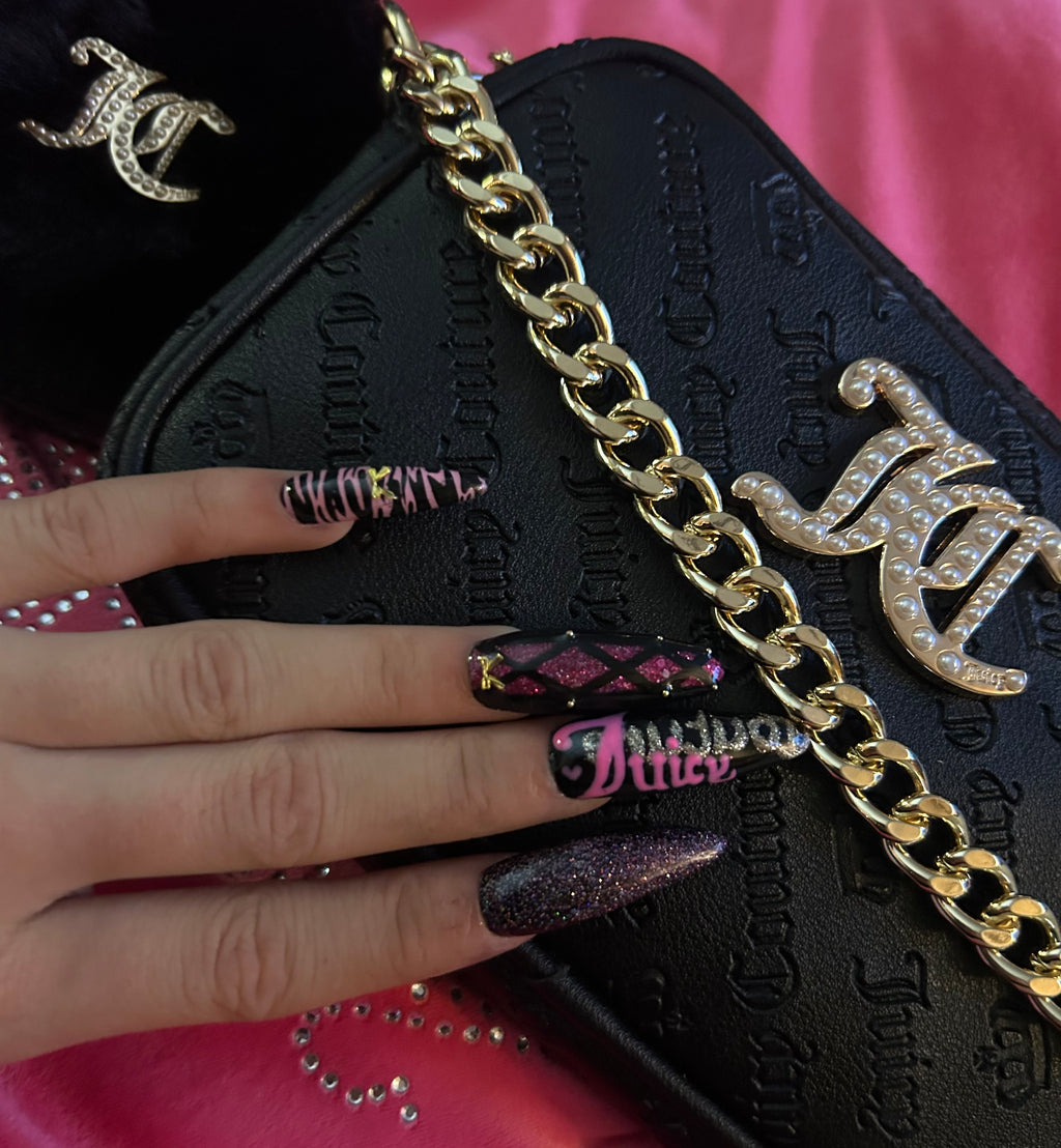 Customizable press on nail sets